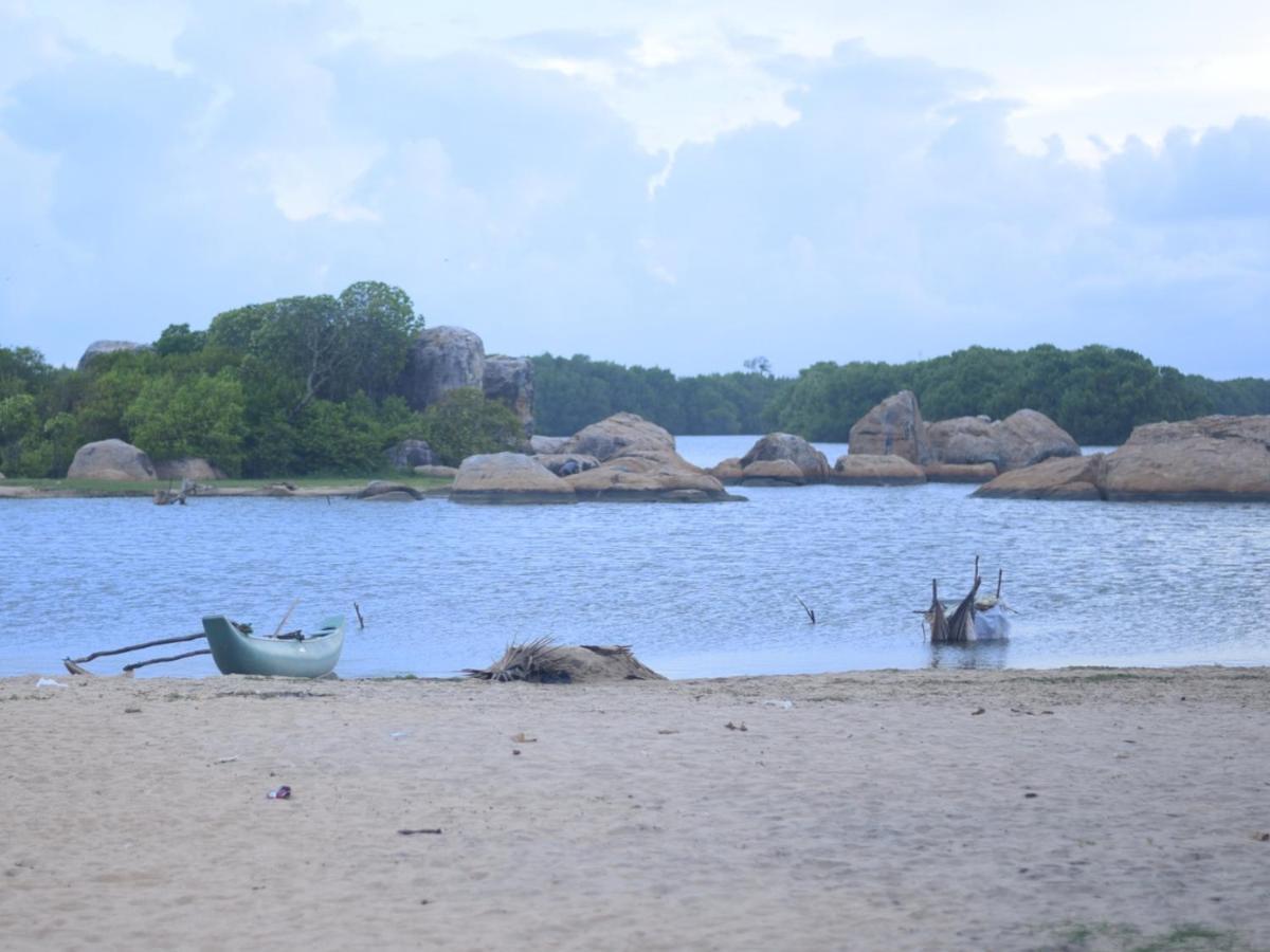 Prime Surfers Bungalow Arugam Kudah Eksteriør bilde